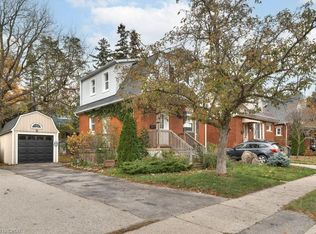 136 Alma St N, Guelph, ON N1H5X4
