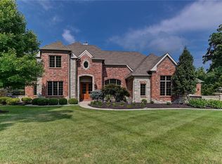 27 Grand Meridien Ct, Chesterfield, MO 63005