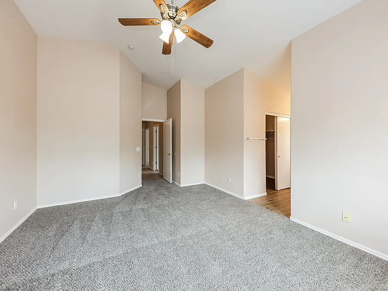 14067 W Two Guns Trl — Photo 11
