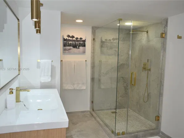 1865 S Ocean Dr APT 14N, Hallandale Beach, FL 33009