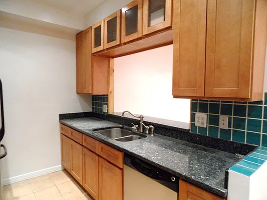 Rented by Goldfarb Properties | media 9