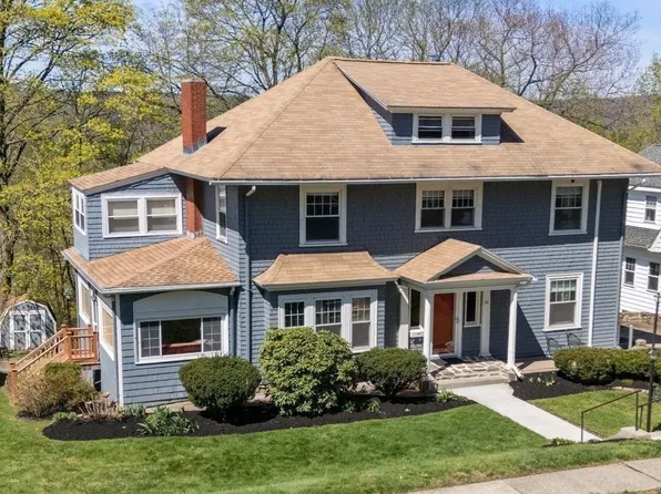 28 Maplewood Rd, Worcester, MA 01602