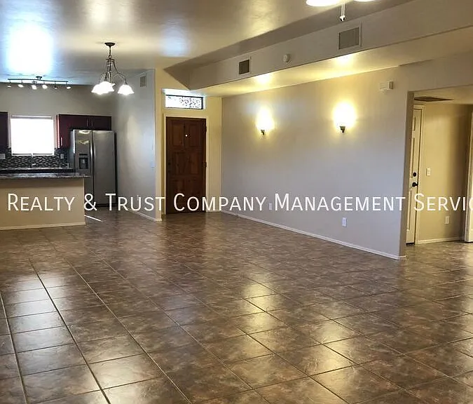 9449 E Lilly Bay Loop — Photo 2