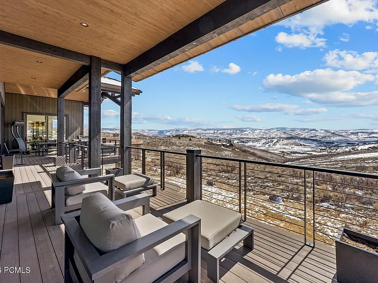 3450 E Ridgeway Dr — Photo 13