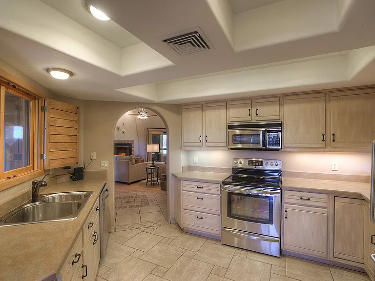 15859 N Aspen Dr — Photo 8