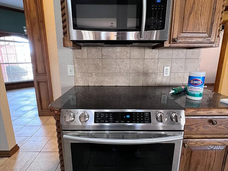 429 Daybreak Dr — Photo 9