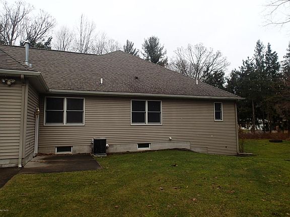 5th image of 6950 Anita Ct