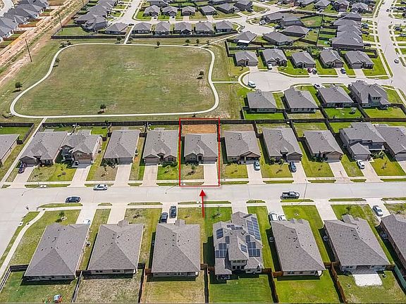 5th image of 3015 Clancy Meadows Dr