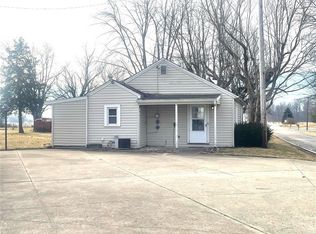 8816 Number 9 Rd, Brookville, OH 45309