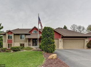 2113 Viburnum Trl, Eagan, MN 55122