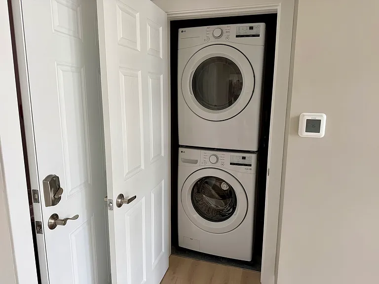 347-355 Main St #5 — Photo 3