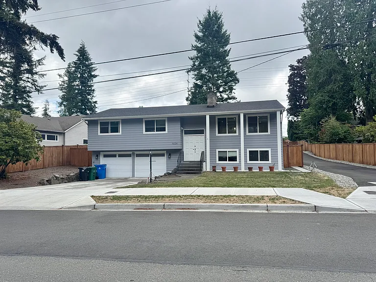 15324 Linden Ave N — Photo 1