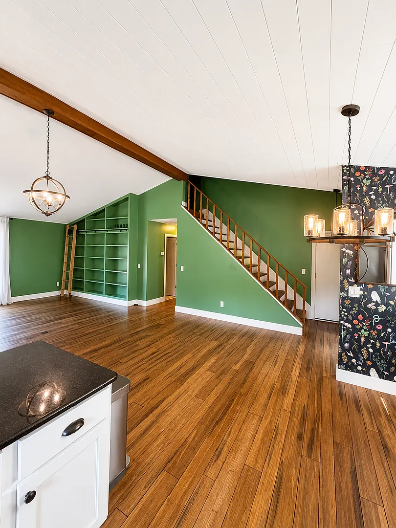 Beautiful 3 Bedroom/2bath House For Lease — Photo 4