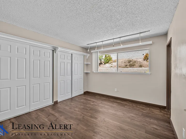 29238 Florabunda Rd — Photo 8