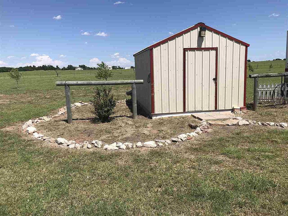 2nd image of 206595 E County Road 43