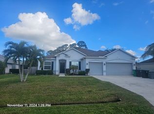 3925 SW Kakopo St, Port Saint Lucie, FL 34953