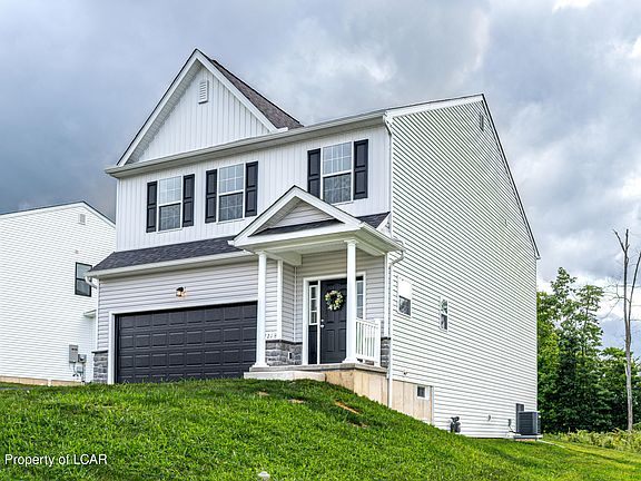 2nd image of 721 Quarry Rd