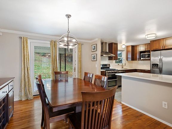 2nd image of 100 Cherrington Dr