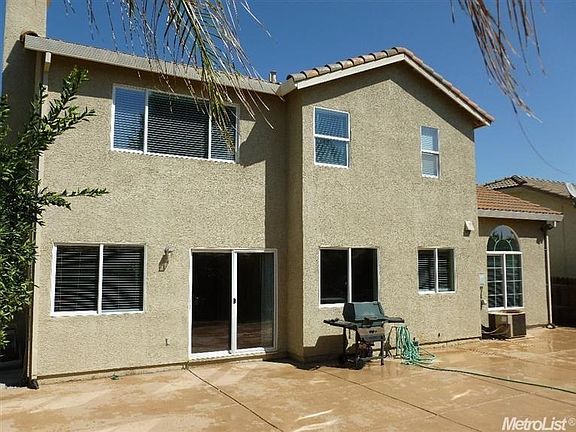 5th image of 212 Mike Gartrell Cir