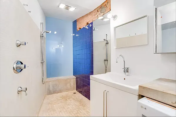 Rented by Compass | media 23