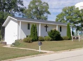 325 Sunnyview Ln APT A, Princeton, WI 54968