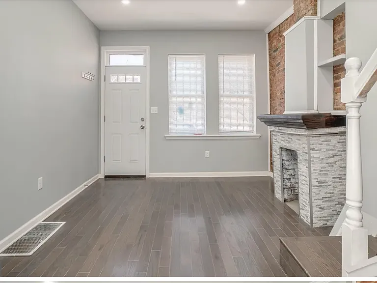 593 Orchard St — Photo 9