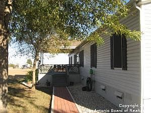 2nd image of 260 Canyon Lk