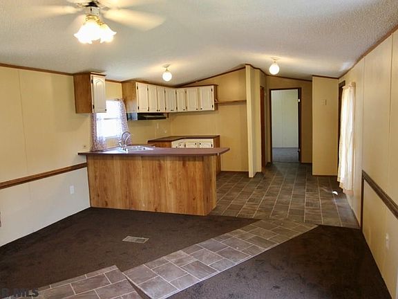 Kitchen/Family Room