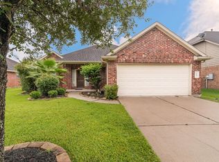 6509 Canyon Mist Ln, Dickinson, TX 77539