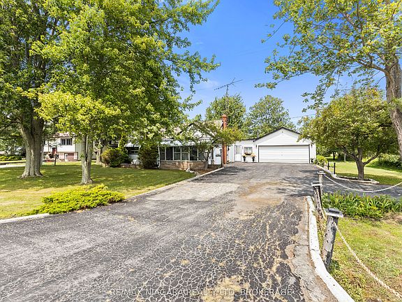 2nd image of 2249 N Shore Dr