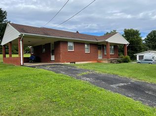 260 Greendale Dr, Rustburg, VA 24588