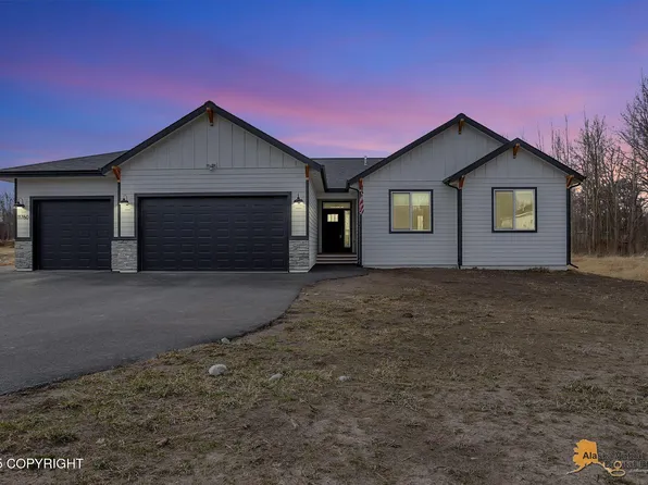 11760 E Apple Cir, Palmer, AK 99645