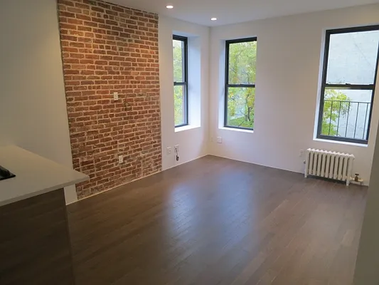 Rented by Citi Habitats | media 51