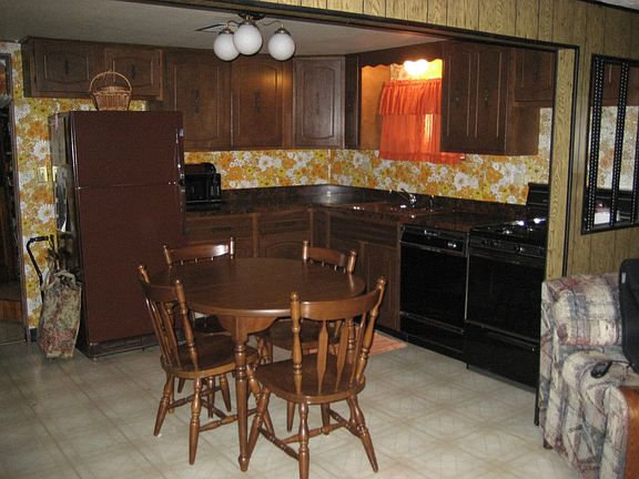 Bsmt/Summer Kitchen