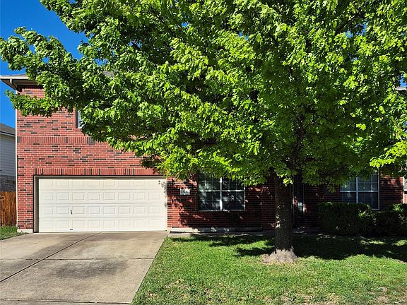 2nd image of 808 Busleigh Castle Way