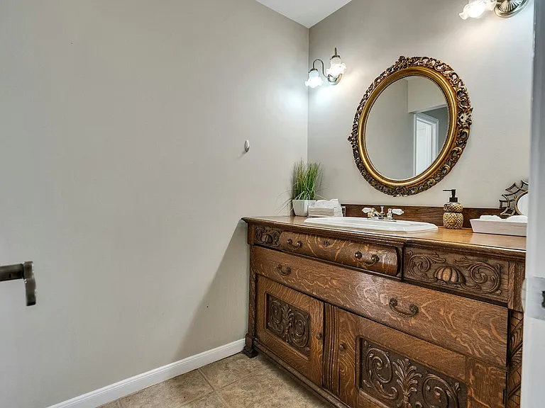8402 Matthews Ln #1 — Photo 82