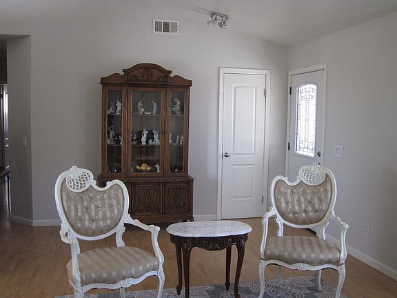 3rd image of 15548 Jojoba Ln