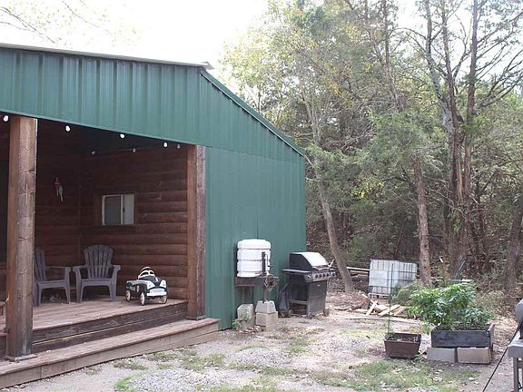 4th image of 49 Helena Dr