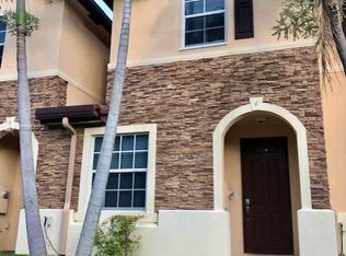 9011 SW 227th St UNIT 4, Cutler Bay, FL 33190