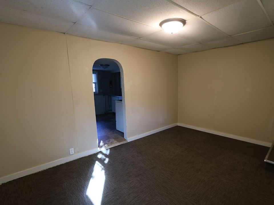 Building Photo 5
