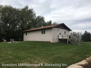 4605 14th Ave SE, Minot, ND 58701