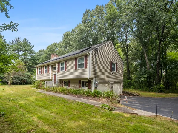 55 Overlook Dr W, Framingham, MA 01701