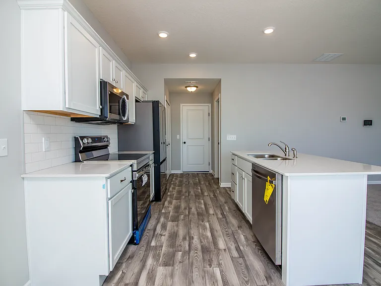 1003 W Hamilton Rd N — Photo 10