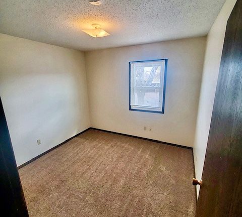 2nd image of 1120 Hancock Dr APT 2