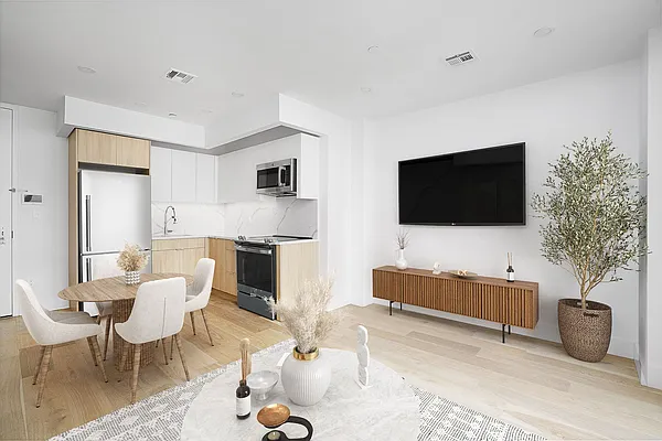 Rented by Spire Group | media 3