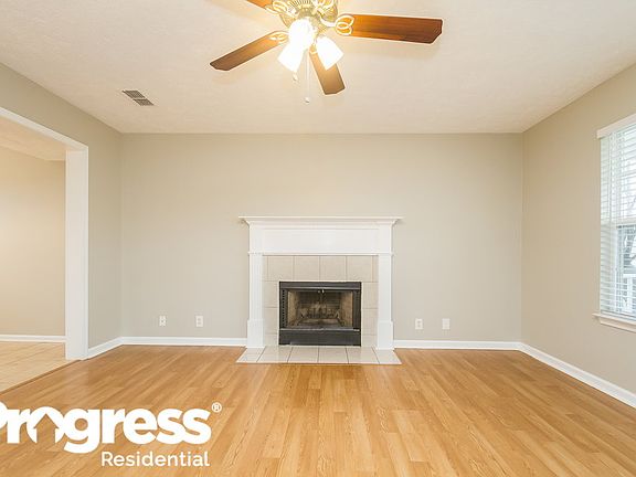 3rd image of 3103 Wellington Pl