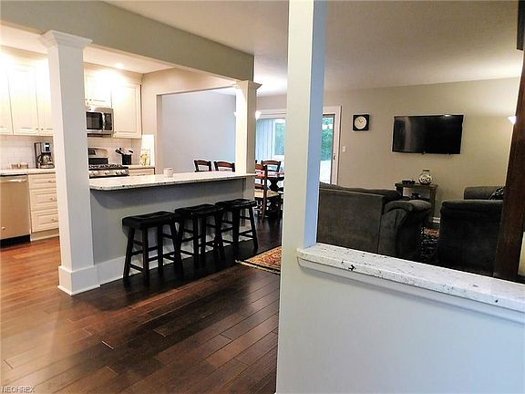 2nd image of 7535 Creekwood Ct #16B