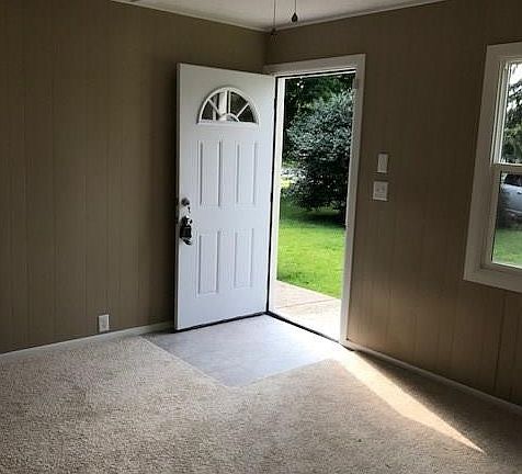 2nd image of 3130 W 21st St