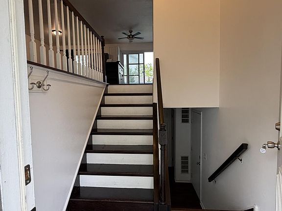 3rd image of 284 Hill Ave