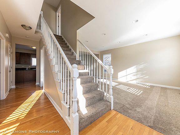 3rd image of 1938 McRae Ln